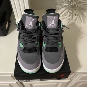 Air Jordan 4 Retro Green Glow